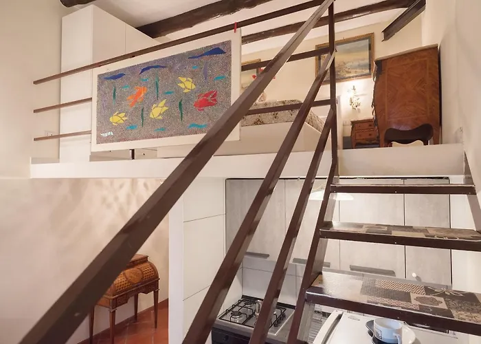 Bobbò House IV Suite, a windows on the monuments